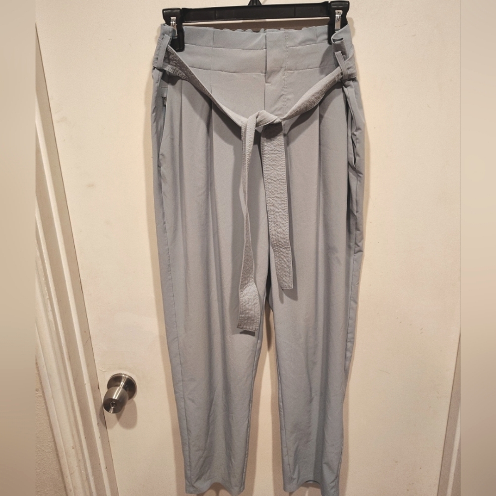 Athleta Women's Blue Gray Belted Paper Bag Waist Skyline Pants Sz 8 Casual